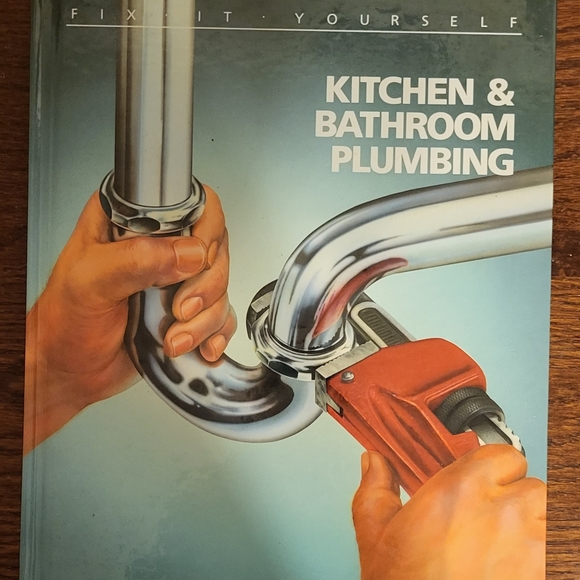 2 books 📚 homeowner smart guide Wiring & Fix it yourself Kitchen & Bathroom. - Picture 4 of 4